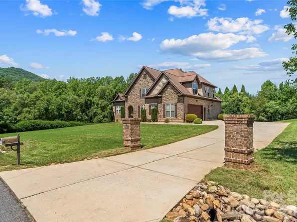 5895 Bakers Point, Hickory, NC 28602