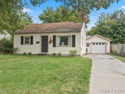 900 33rd St SW, Wyoming, MI, 49509