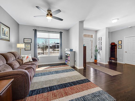4th image of 10280 California St