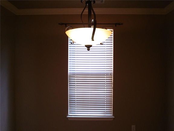 4th image of 108 Granada Ave