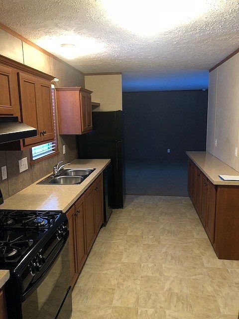 1st image of 4595 Knollwood Dr #75