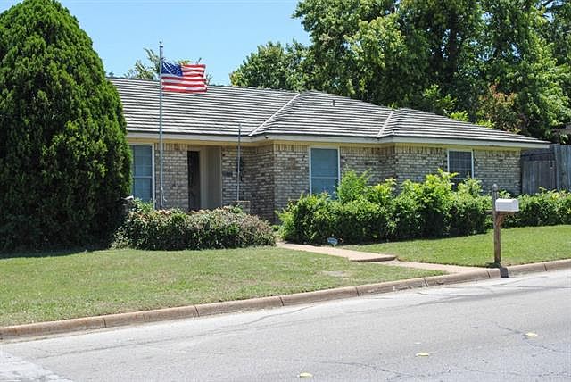 1st image of 3901 Misty Meadow Dr