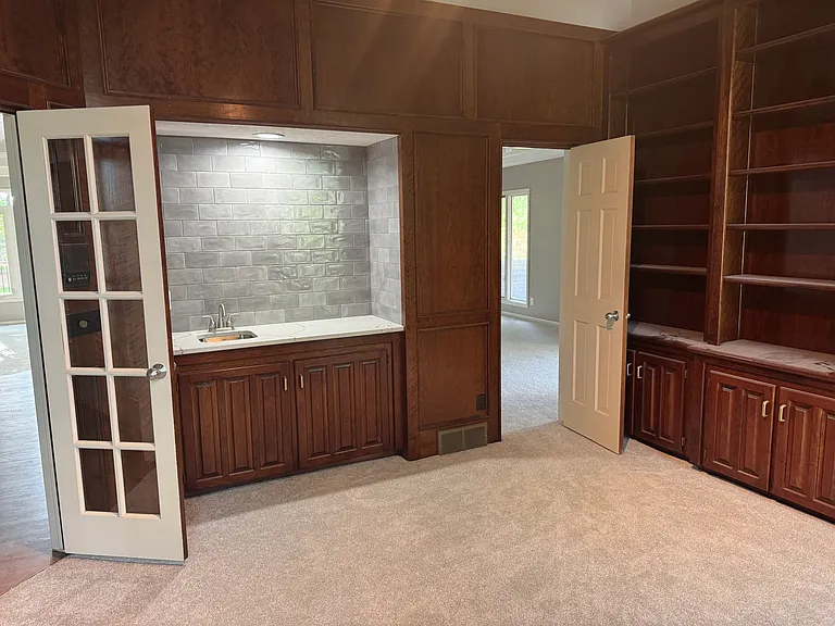 16728 Leavenworth Cir — Photo 28
