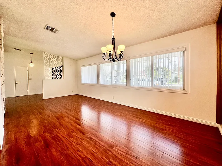 6725 Lennox Ave — Photo 14