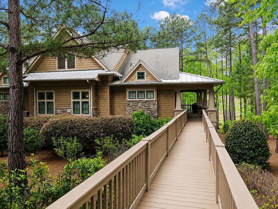 1st image of 1081 Regency Dr