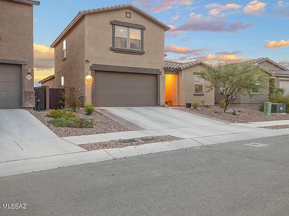 5th image of 7949 S Silver Lillie Way