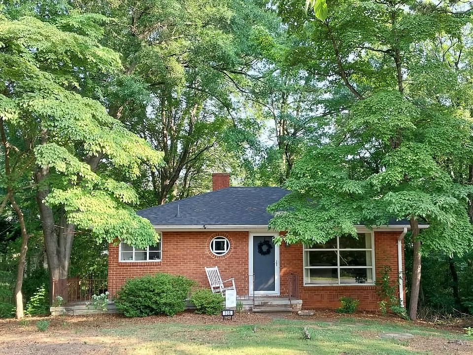 1st image of 106 Forest Dr