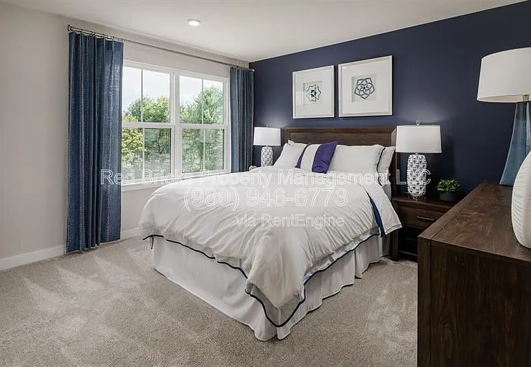 1824 Giana Ln — Photo 18