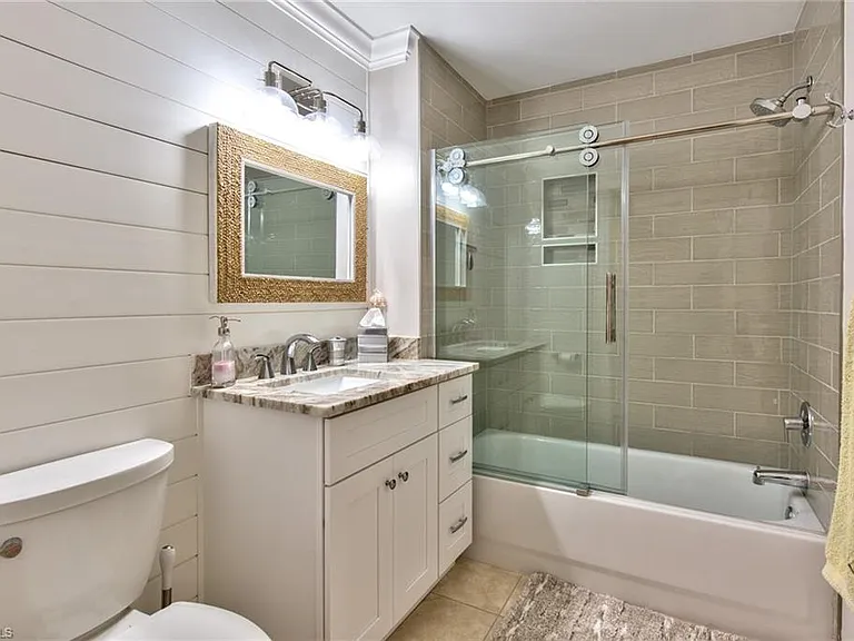 2190 Arielle Dr #902 — Photo 15