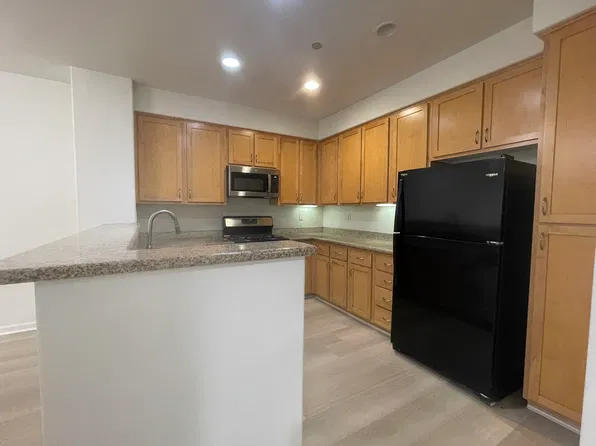 20500 Town Center Ln Unit 188, Cupertino, CA 95014
