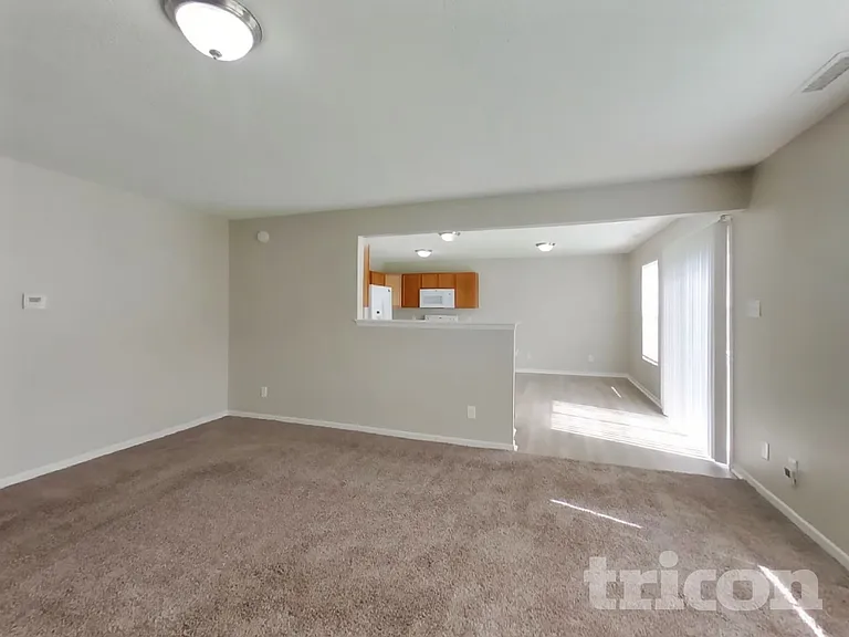 6245 Monteo Dr — Photo 3