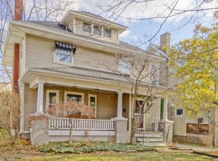 2181 Cottage Grove Dr, Cleveland Heights, OH