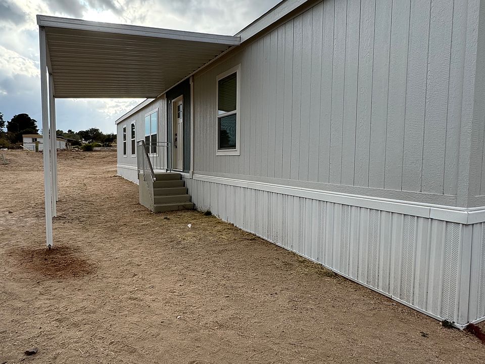 1st image of 420 S Tierra Verde Pl
