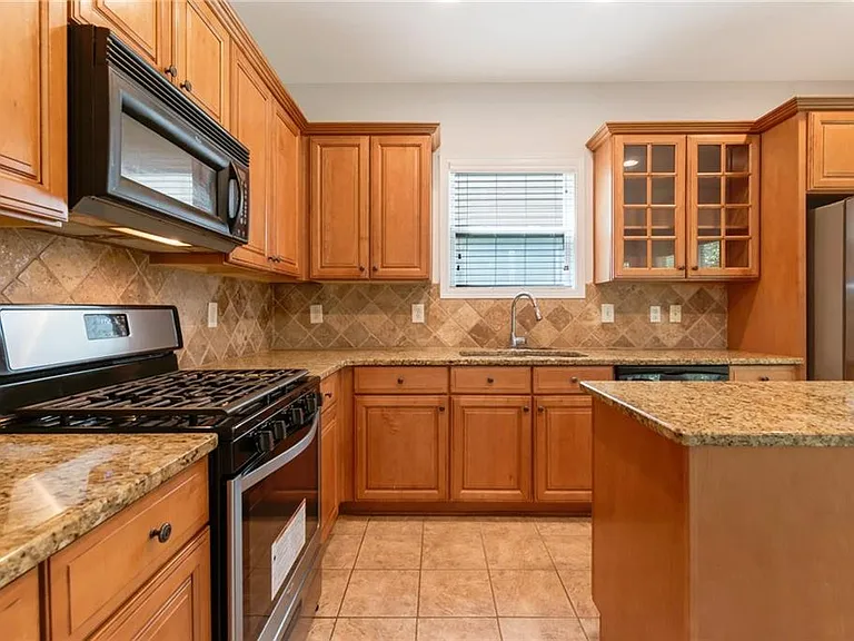 4262 Winslow Hill Ct — Photo 15