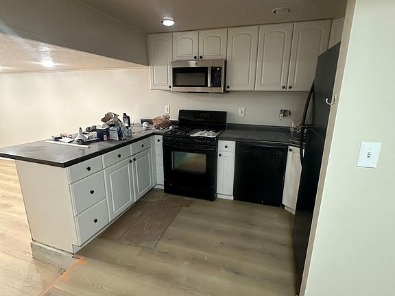 3rd image of 9919 S Lannae Dr