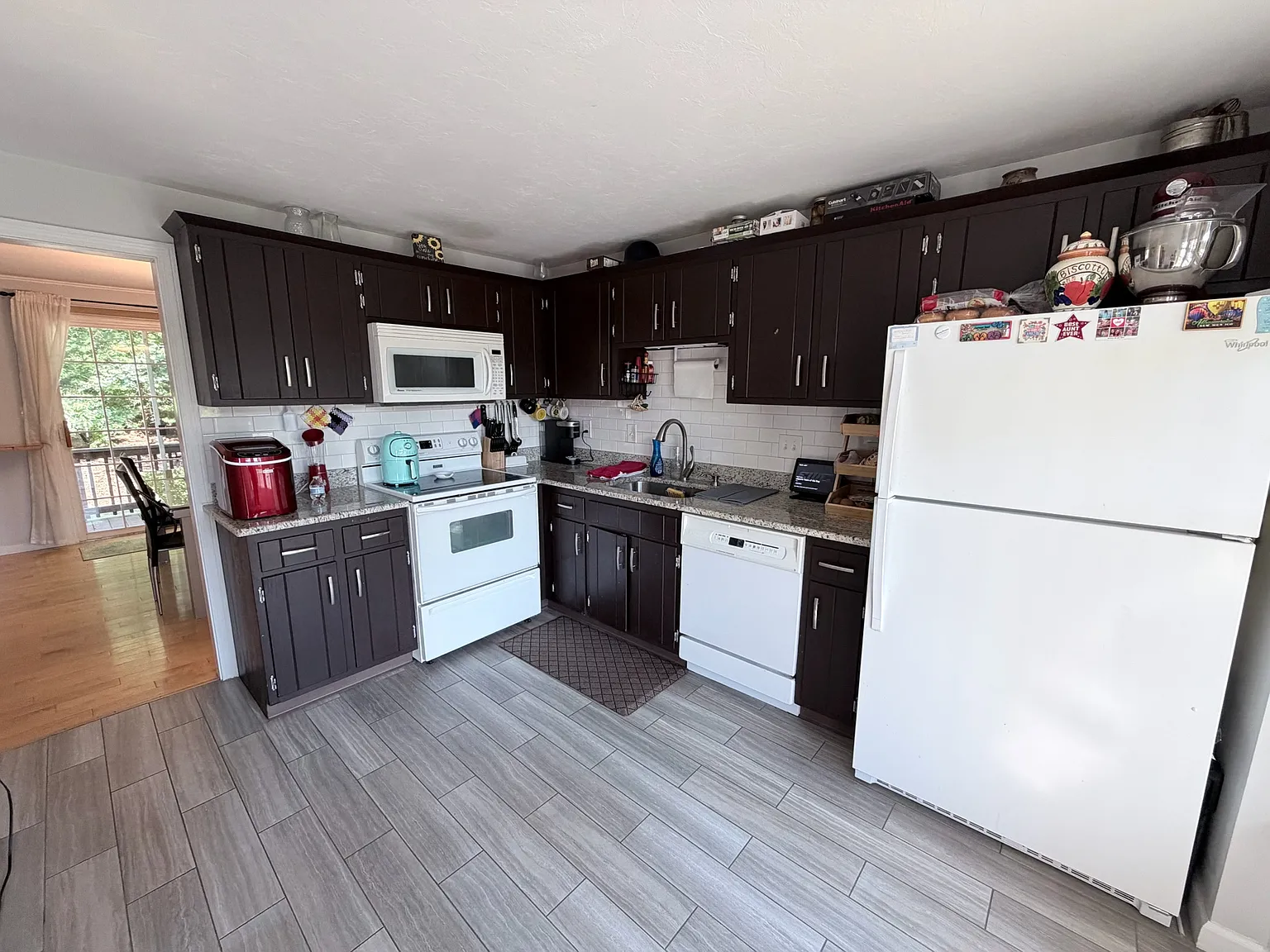 2 bed, 1164 sqft, $2,995 — Photo 2