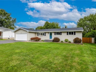 166 Kuhn Rd, Rochester, NY, 14612