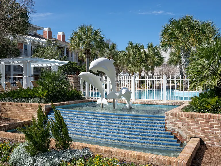 Amenities Deck Fountain