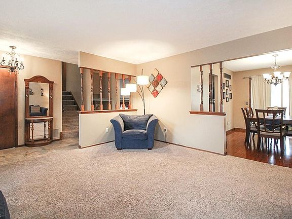 4th image of 6680 Nicoll Dr