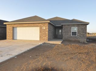 200 Nonpareil Ln, Clovis, NM 88101