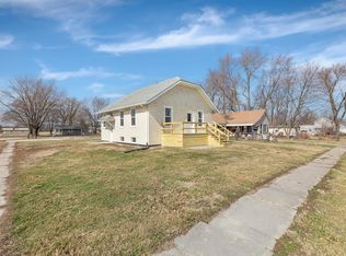 202 N Jefferson St, Medora, IL