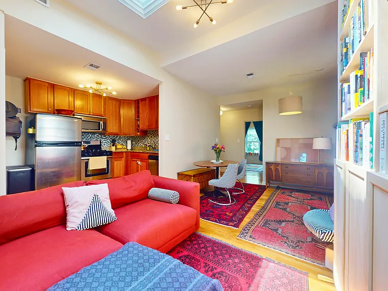 2947 N Sheffield Ave #3 — Photo 8