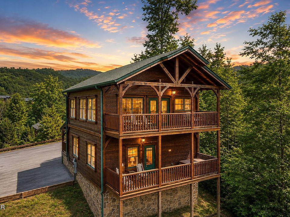 1st image of 839 Great Smoky Way