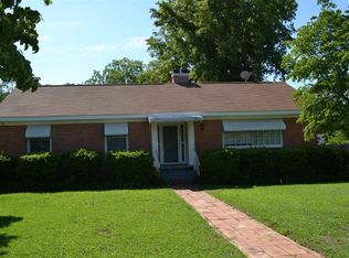 1036 Universal Dr, Columbia, SC 29209