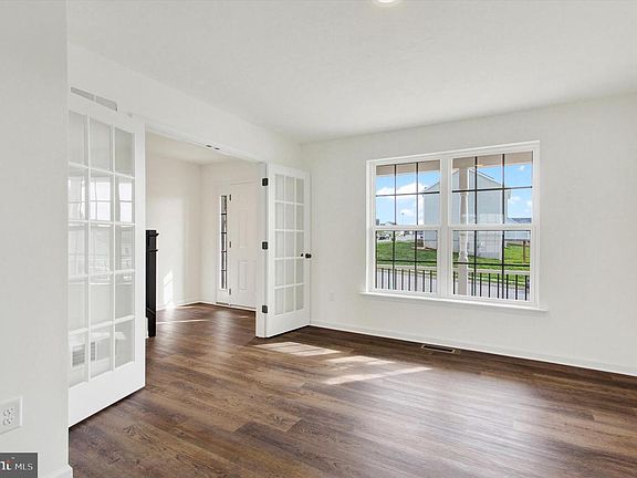 5th image of 41 Friar Rd #33
