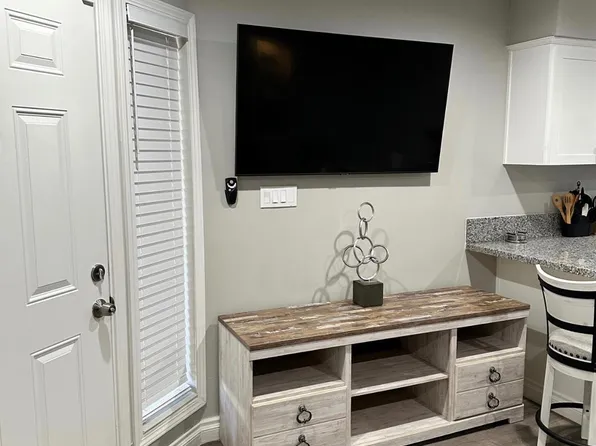 4701 Beechwood St APT 115, Bakersfield, CA 93309