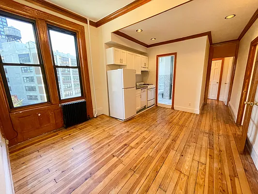 Rented by City Connections Realty | media 24