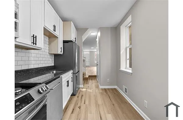 Building Photo - 2037 Jefferson St
