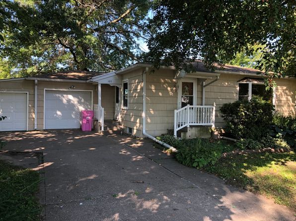 105 2nd St, Colona, IL 61241