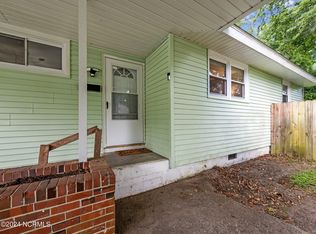 501 Dogwood Ln, Jacksonville, NC 28540