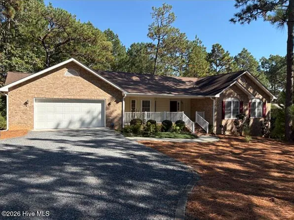 15 Sandpiper Drive, Whispering Pines, NC 28327