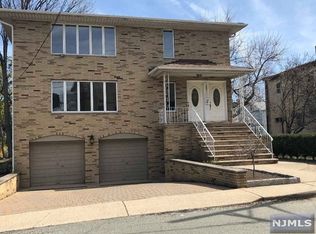 407 Elizabeth St #1, Fort Lee, NJ 07024