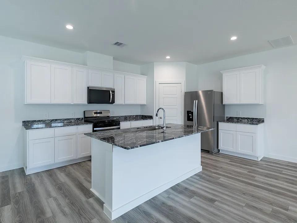 2616 Hudson Hollow Trl