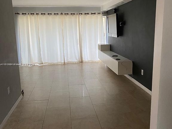 3rd image of 9369 Fontainebleau Blvd APT J224