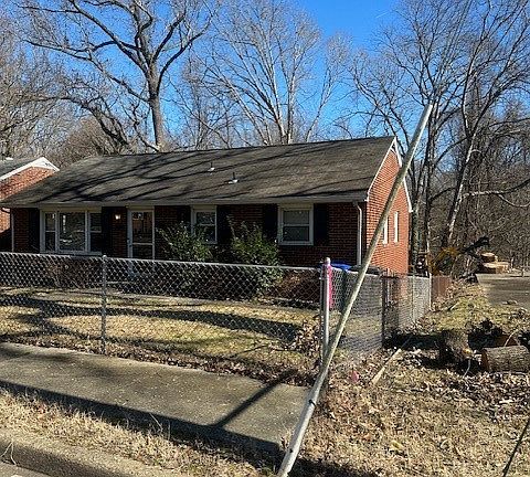4th image of 5608 Campbell Ave