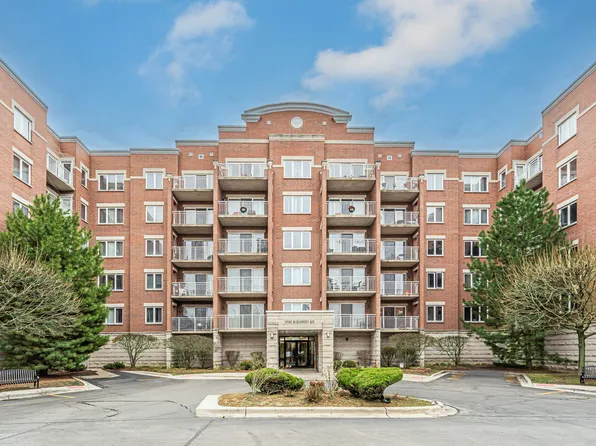 6560 W Diversey Ave APT 610, Elmwood Park, IL 60707