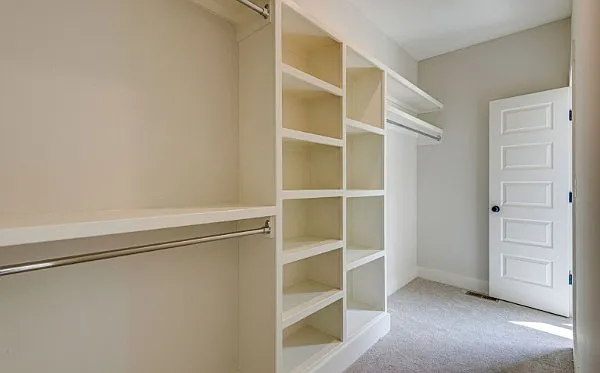 600B 45th Ave — Photo 7