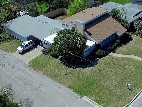 3rd image of 4501 Donnelly Ave