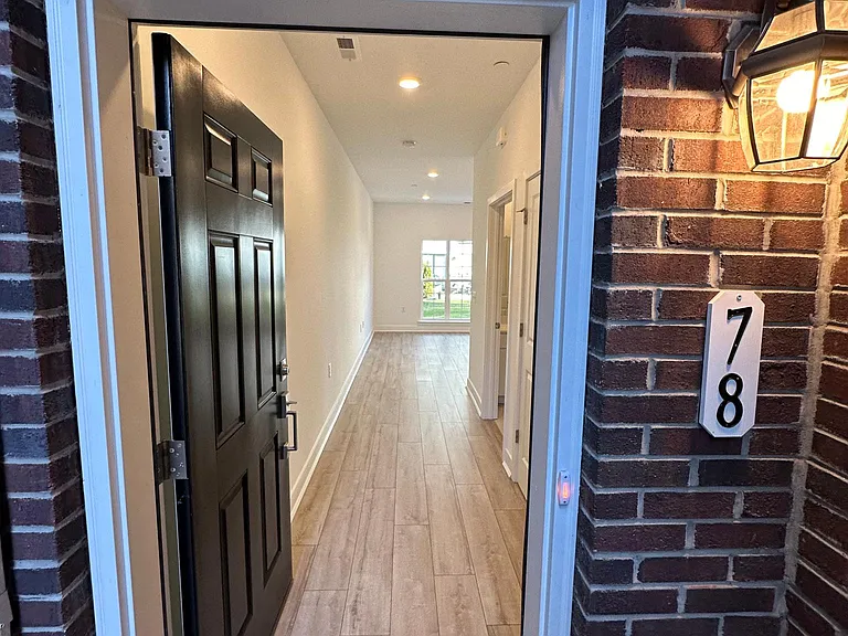 78 Harvest Way — Photo 2