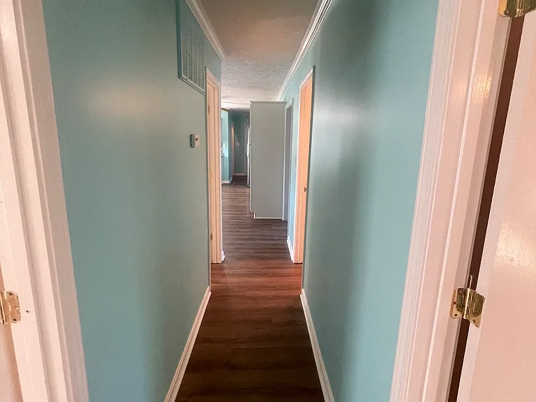 5211 River Rd — Photo 23