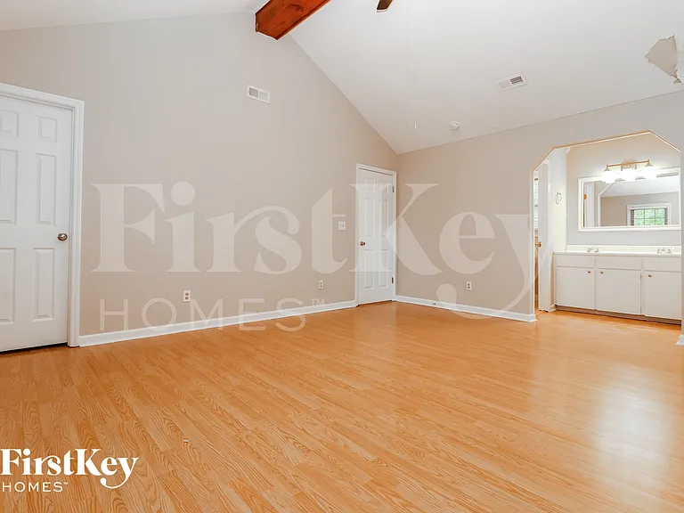 120 Fox Chase Dr — Photo 10