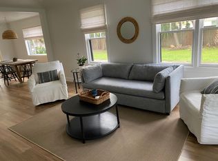 706 N Hepburn Ave, Jupiter, FL 33458