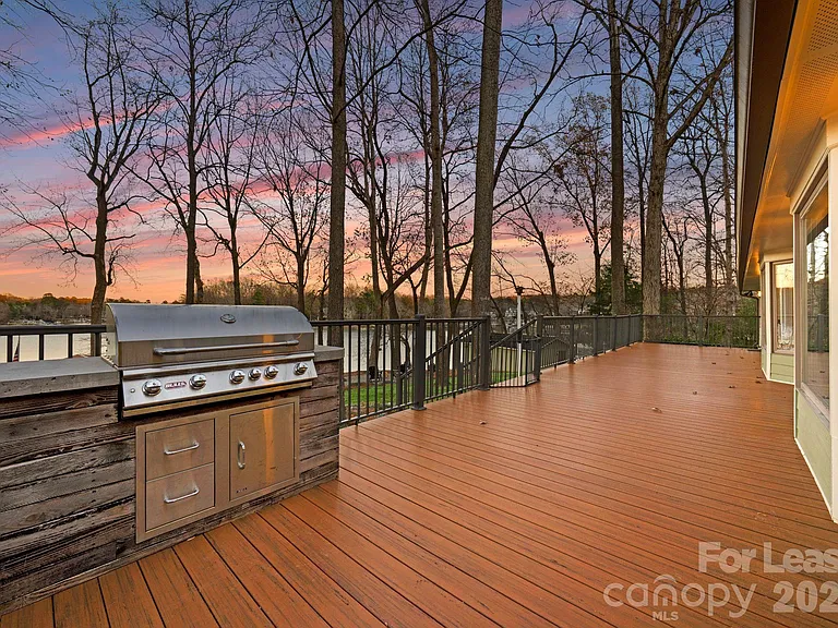 19709 Stough Farm Rd — Photo 27