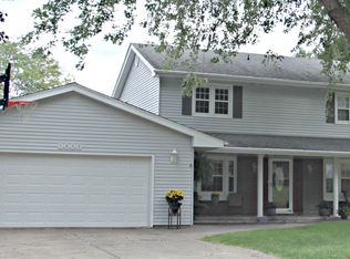 1805 79th St, Windsor Heights, IA 50324