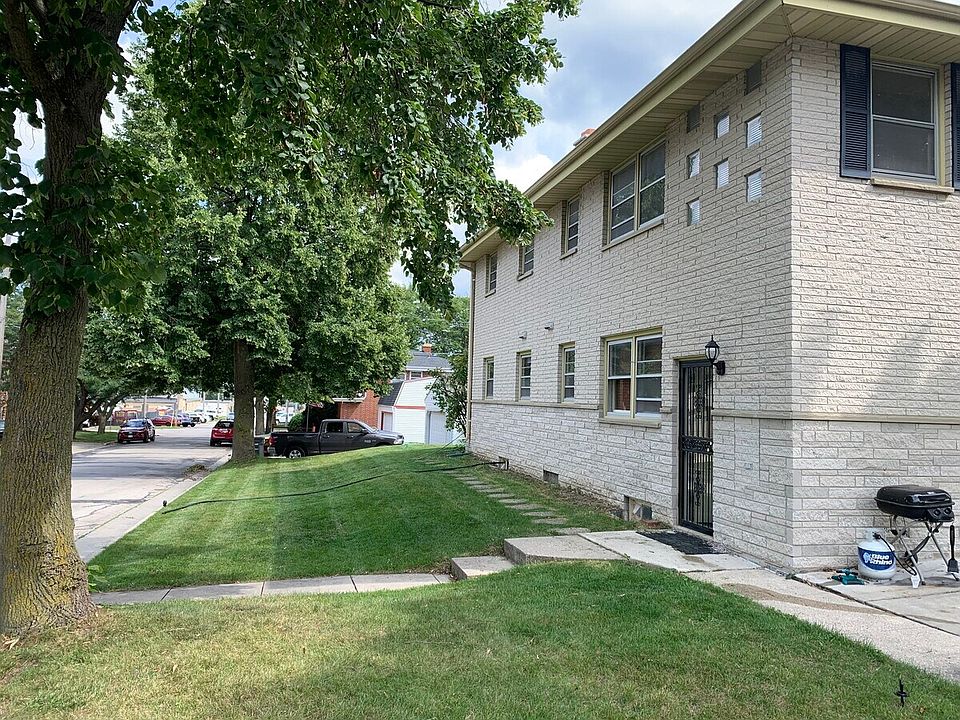 1st image of 5086 N 127th St #2