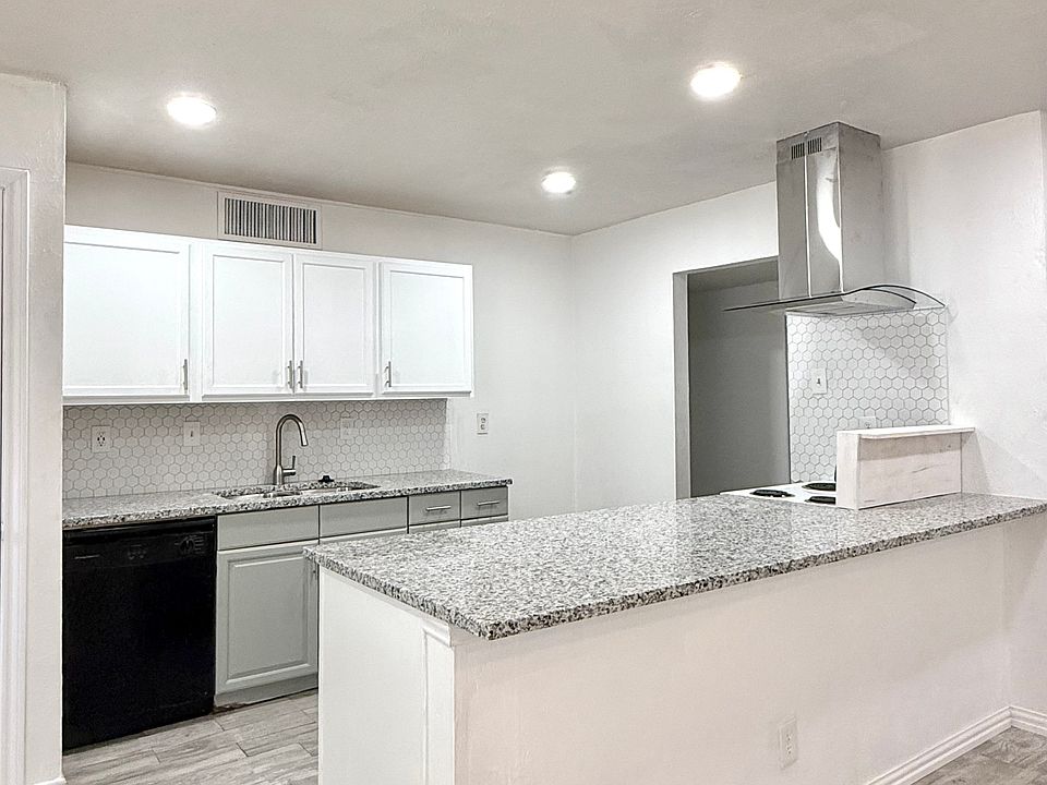 New kitchen